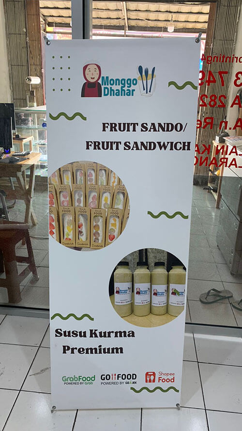 X BANNER (8) X BANNER (8)